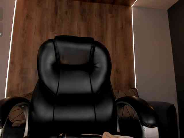 MaryLewis webcam