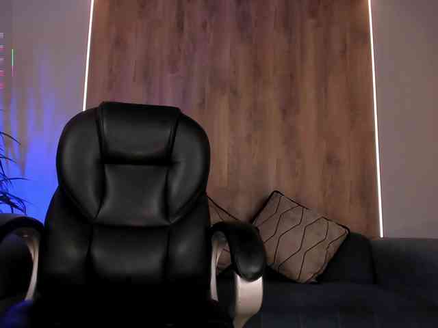 MaryLewis Live Webcam on BongaCams