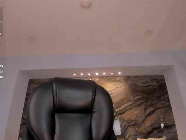 MaryLewis webcam