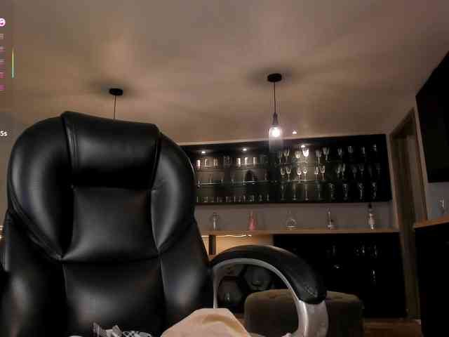 MaryLewis webcam