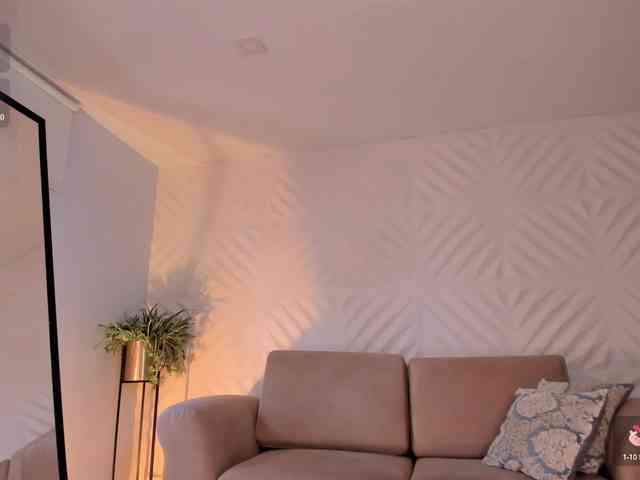 MaryLewis webcam