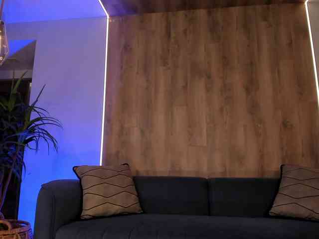 MaryLewis webcam