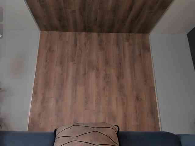 MaryLewis webcam