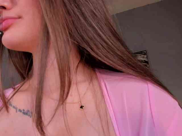 MaryLewis webcam