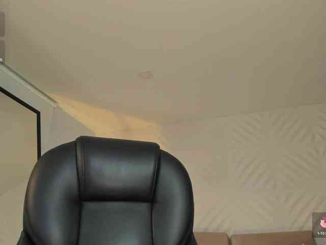 MaryLewis webcam