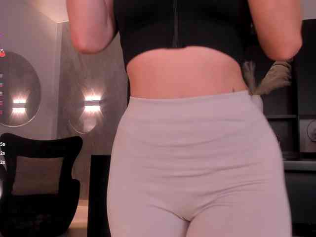 MaryLewis Live Webcam on BongaCams