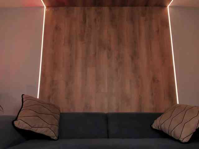MaryLewis webcam