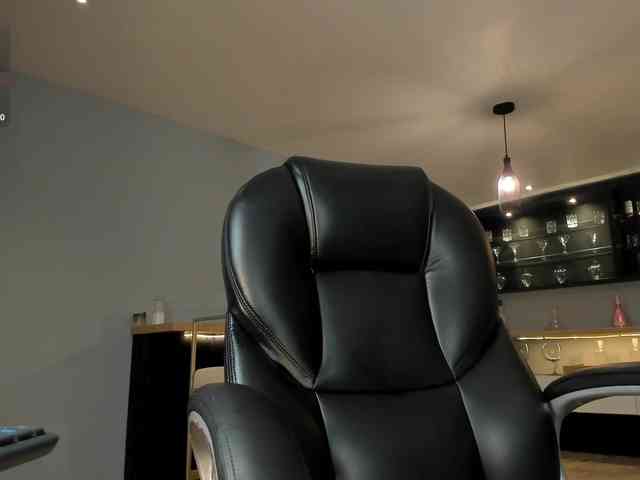 MaryLewis webcam