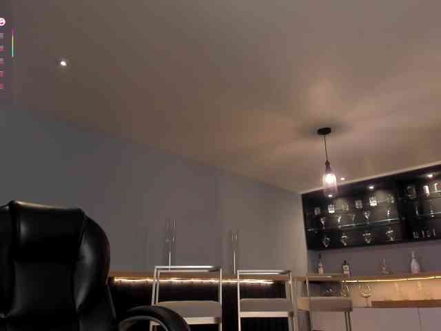MaryLewis webcam