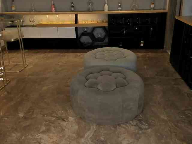 MaryLewis webcam