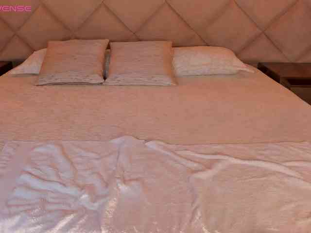 MaryLewis Live Webcam on BongaCams