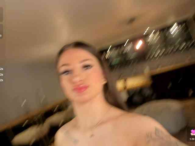 MaryLewis webcam