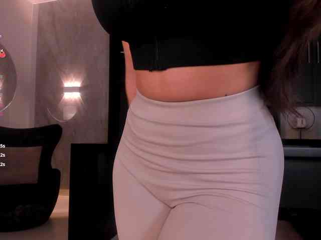 MaryLewis Live Webcam on BongaCams