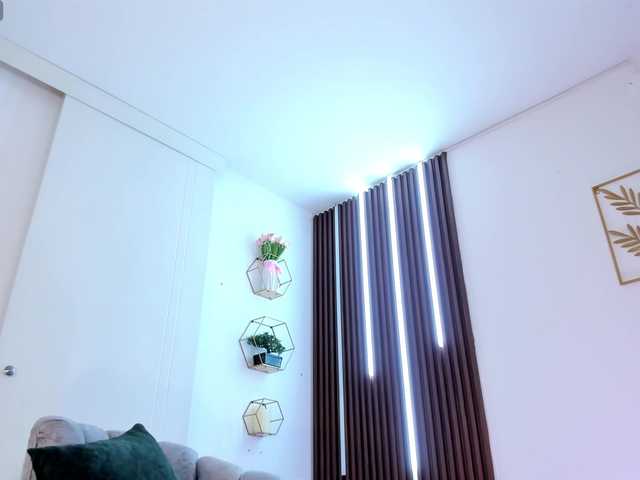 AnaStalin1's BongaCams show and profile