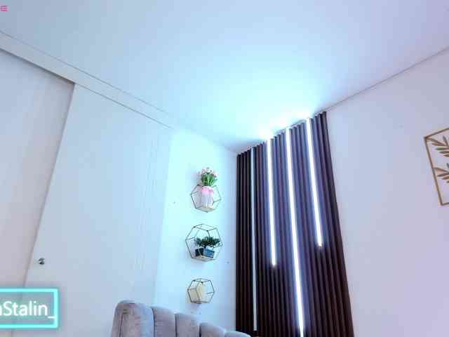 AnaStalin1 AnaStalin1