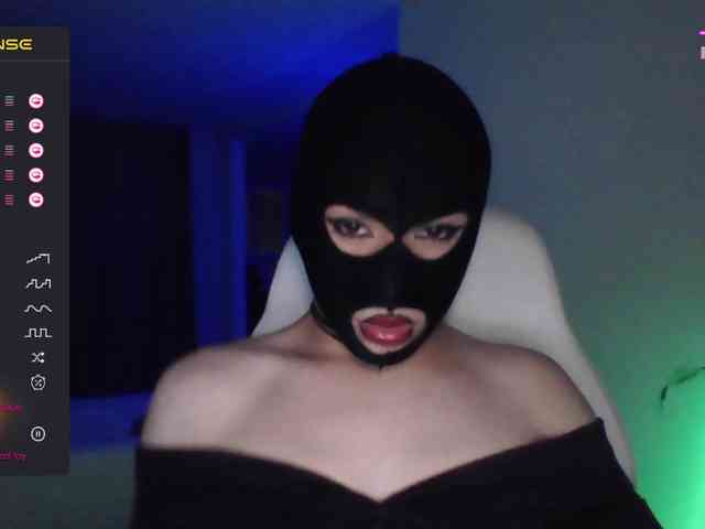 TathiDelvey Live Webcam on BongaCams