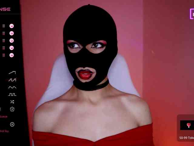 TathiDelvey Live Webcam on BongaCams