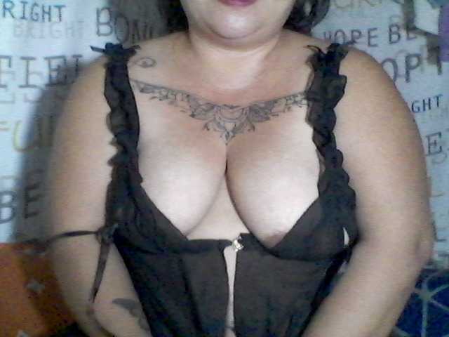 sweetasian33's BongaCams show and profile
