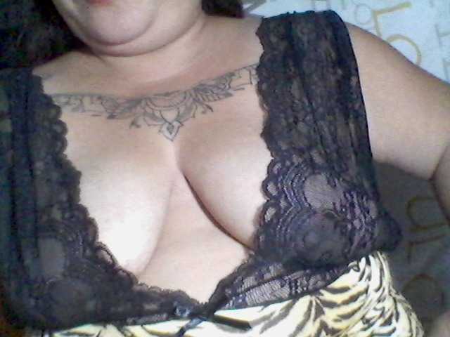 sweetasian33's BongaCams show and profile