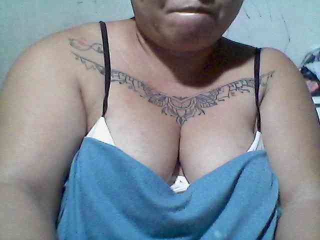 sweetasian33 webcam
