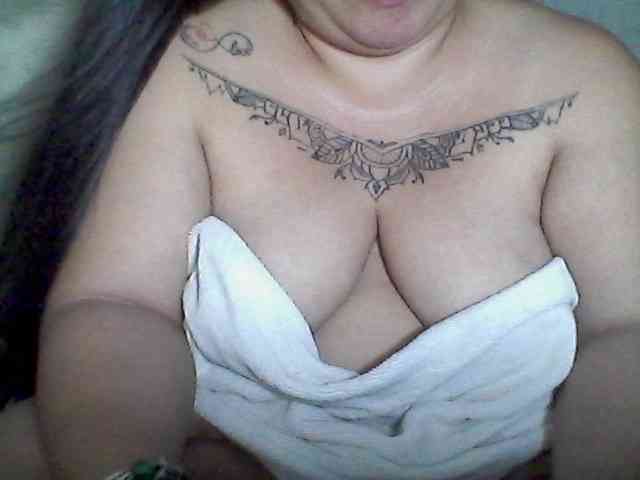 sweetasian33 webcam