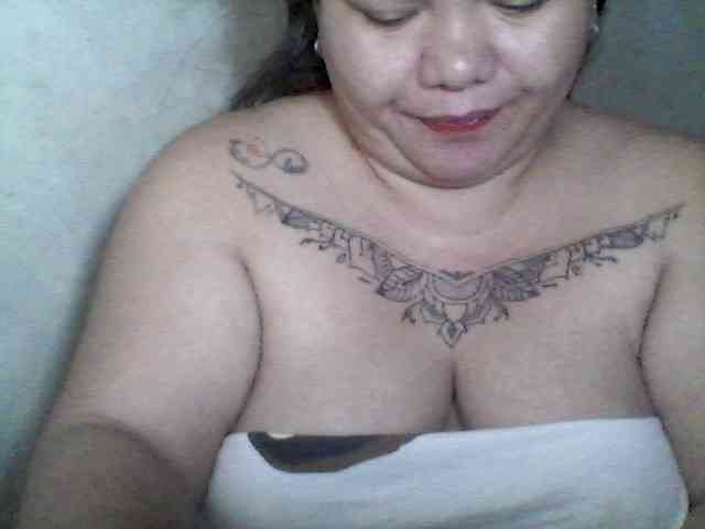 sweetasian33 webcam