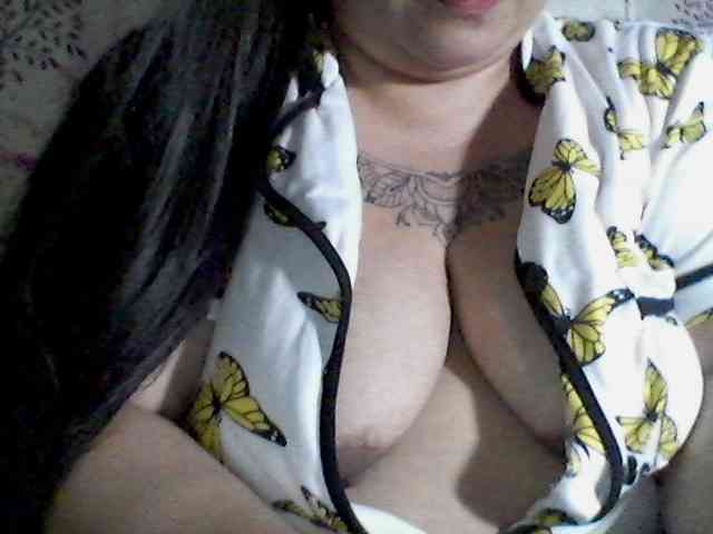 sweetasian33 webcam