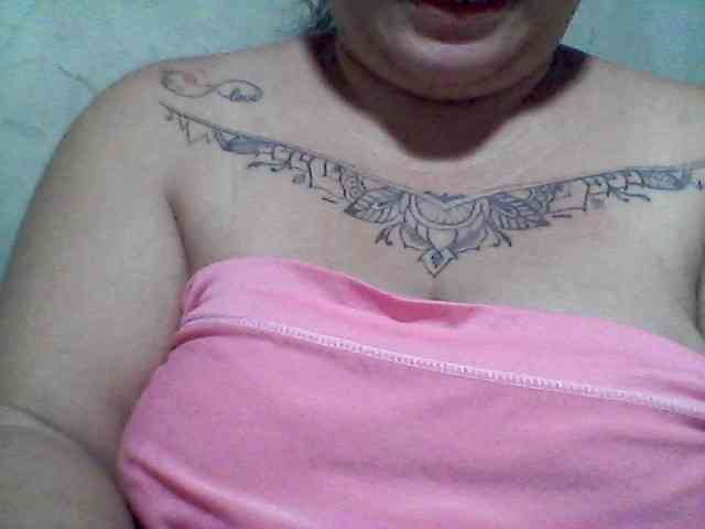 sweetasian33 webcam