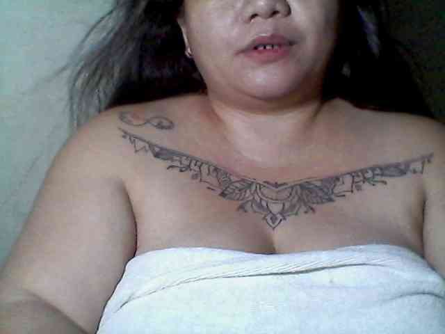sweetasian33 webcam