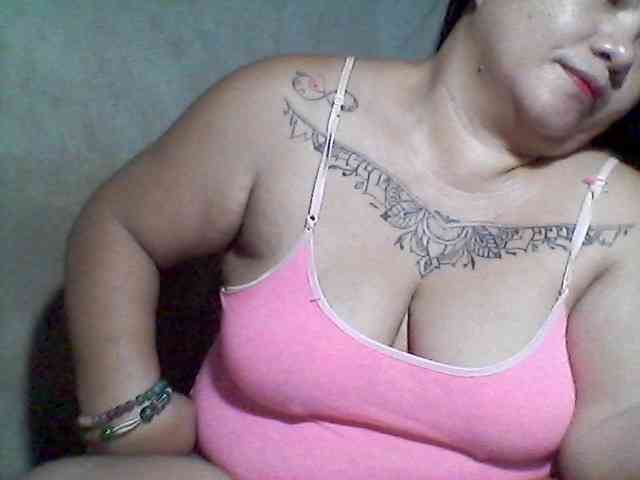 sweetasian33 webcam