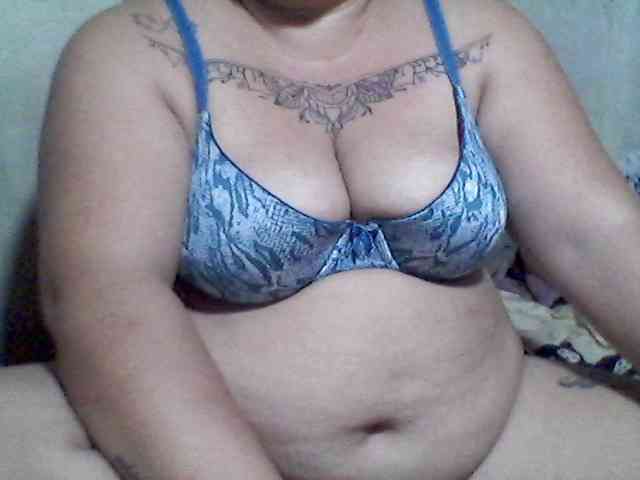 sweetasian33 webcam