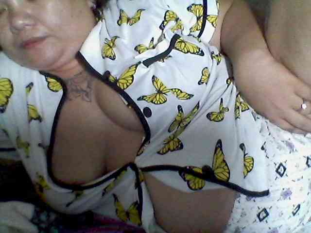 sweetasian33 webcam