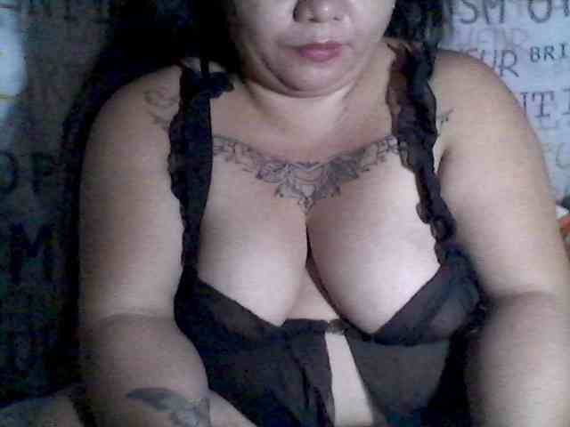 sweetasian33 Live Webcam on BongaCams