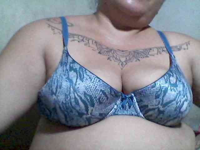sweetasian33 webcam