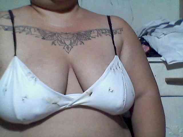 sweetasian33 webcam