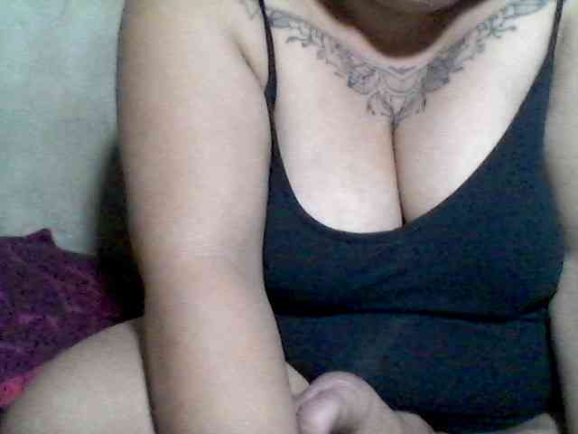 sweetasian33 webcam
