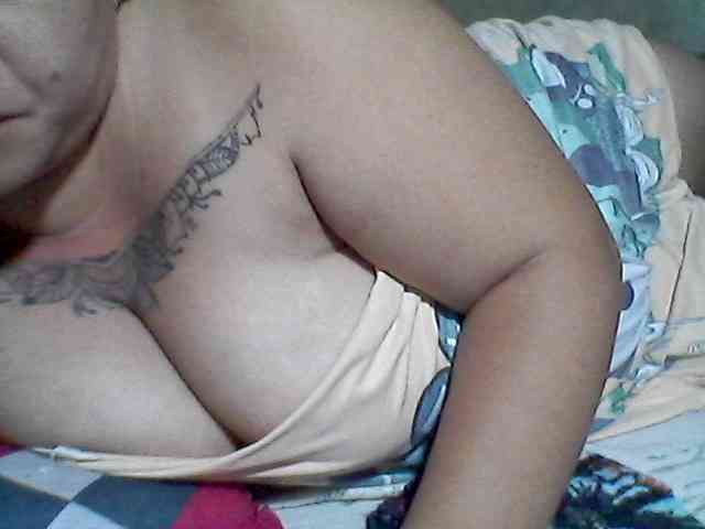 sweetasian33 webcam