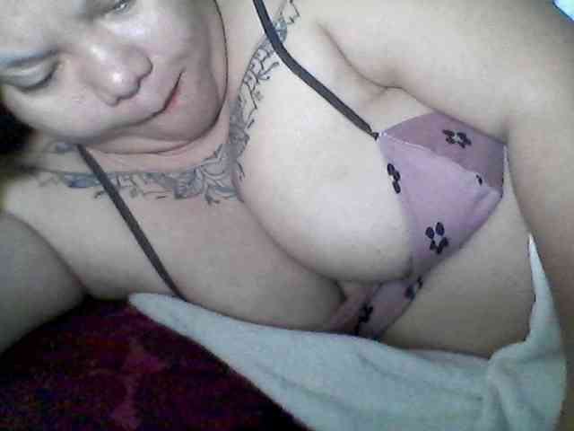 sweetasian33 webcam