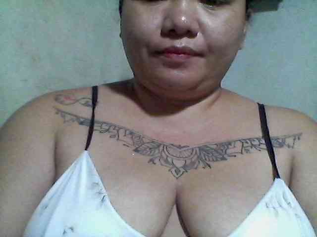 sweetasian33 webcam