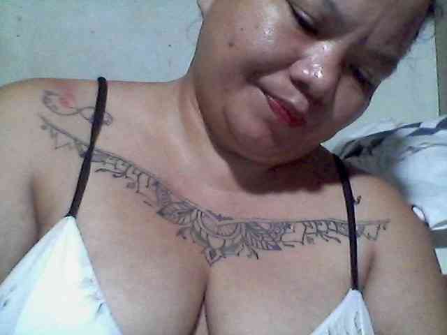 sweetasian33 webcam