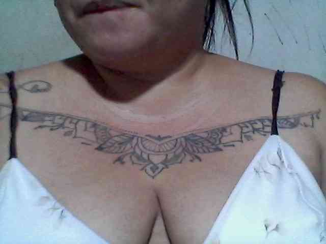 sweetasian33 webcam