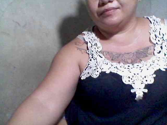 sweetasian33 webcam