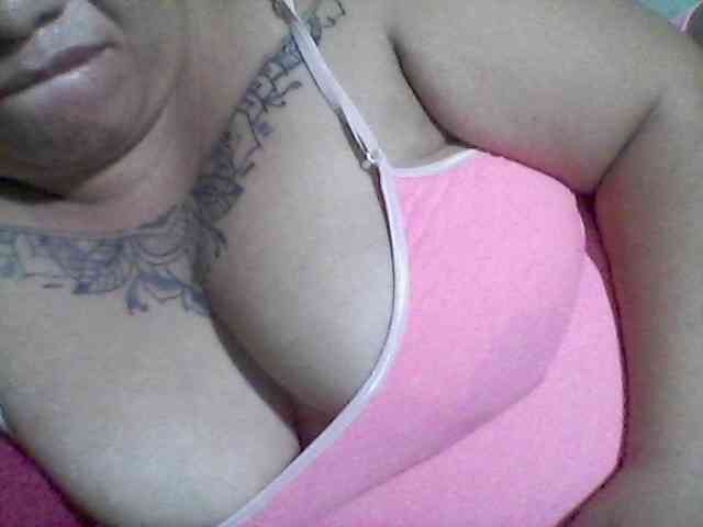 sweetasian33 webcam