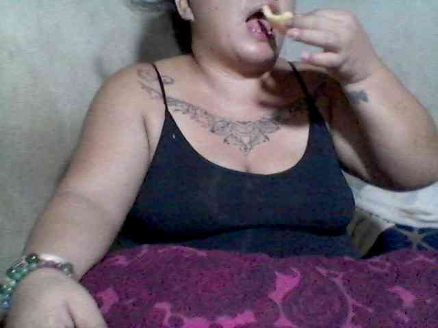sweetasian33 webcam