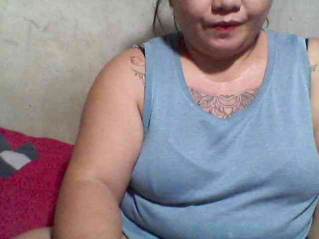 sweetasian33 webcam