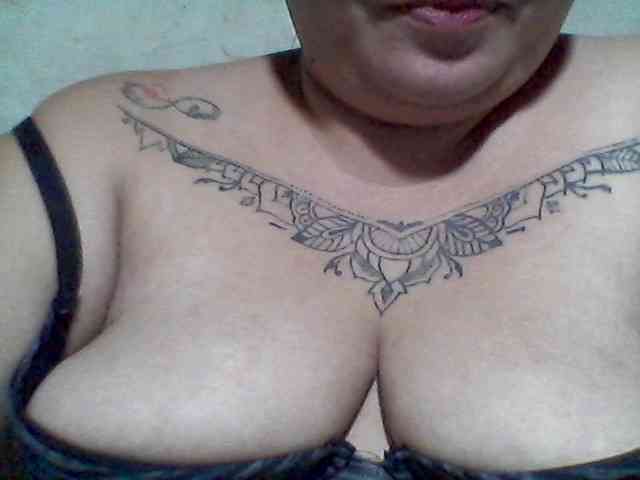 sweetasian33 webcam