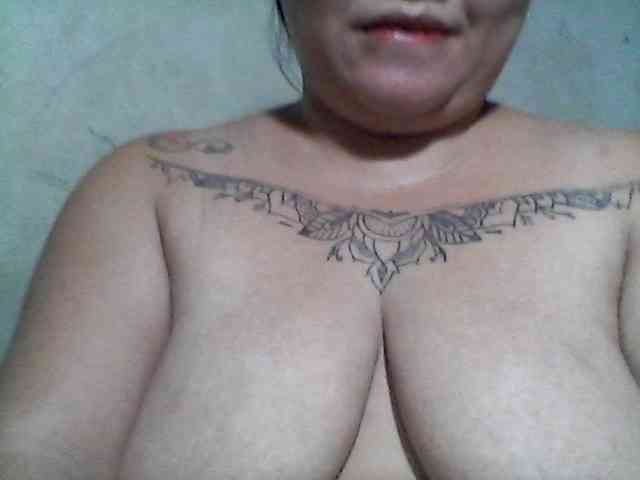 sweetasian33 webcam