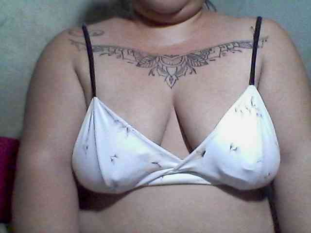 sweetasian33 webcam