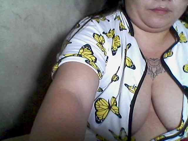 sweetasian33 webcam