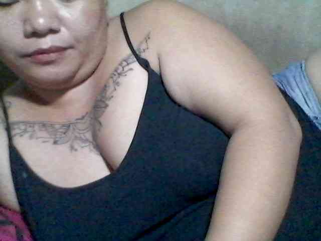 sweetasian33 webcam